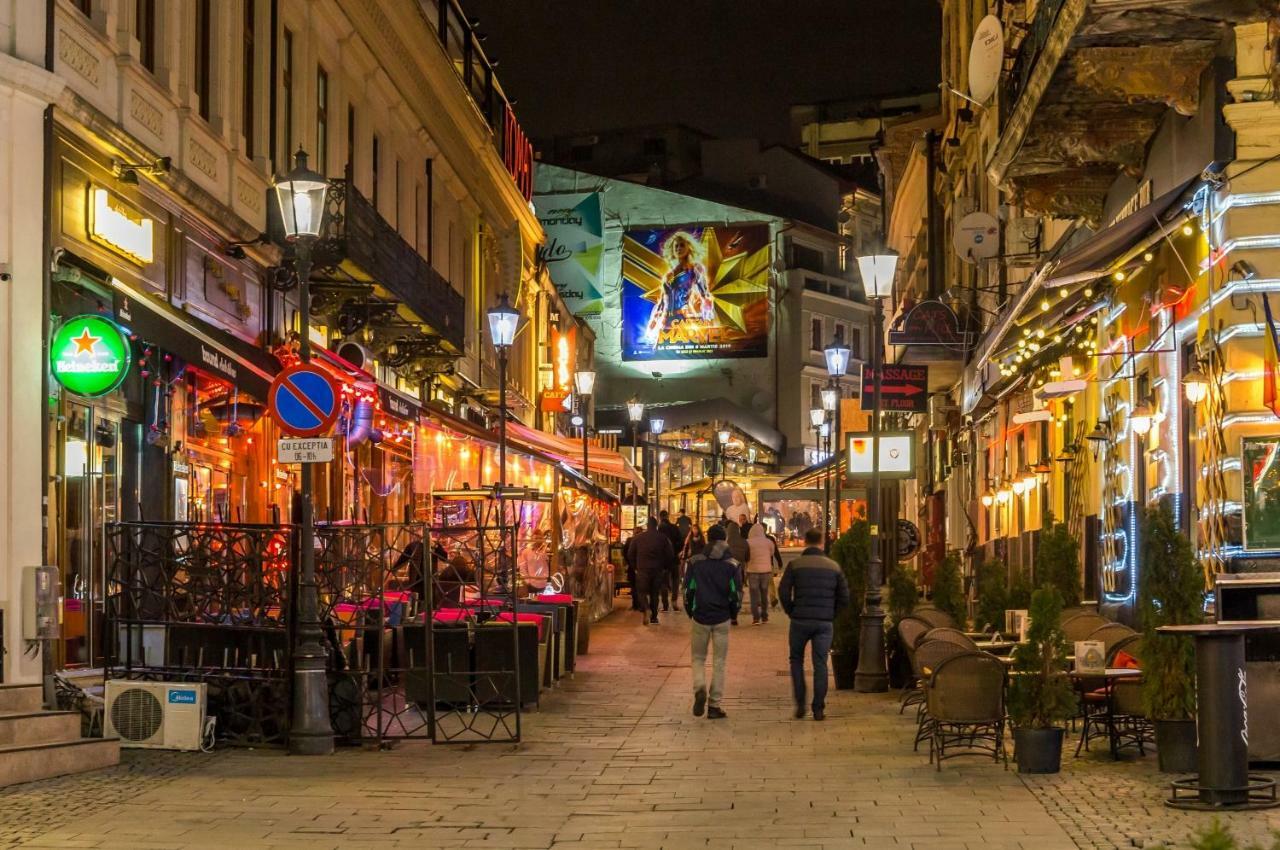 White Nights Of Old Town Bucharest Apartment Bagian luar foto